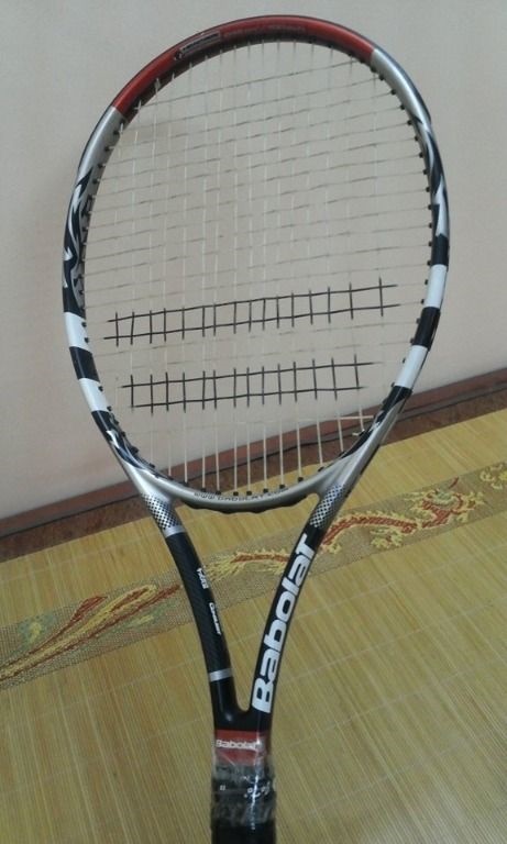 V t tennis c Babolat Classic Lite TI Trung t m d y tennis t i